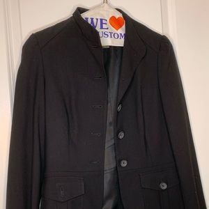 Banana Republic sz 2 black button blazer